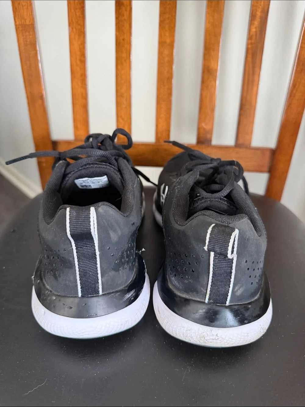 Under Armour Sneakers